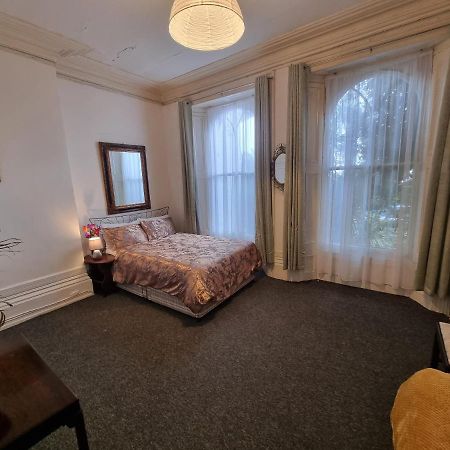 Large Flat Next To Port, Cliffs, Beach With Parking Dover Exteriér fotografie