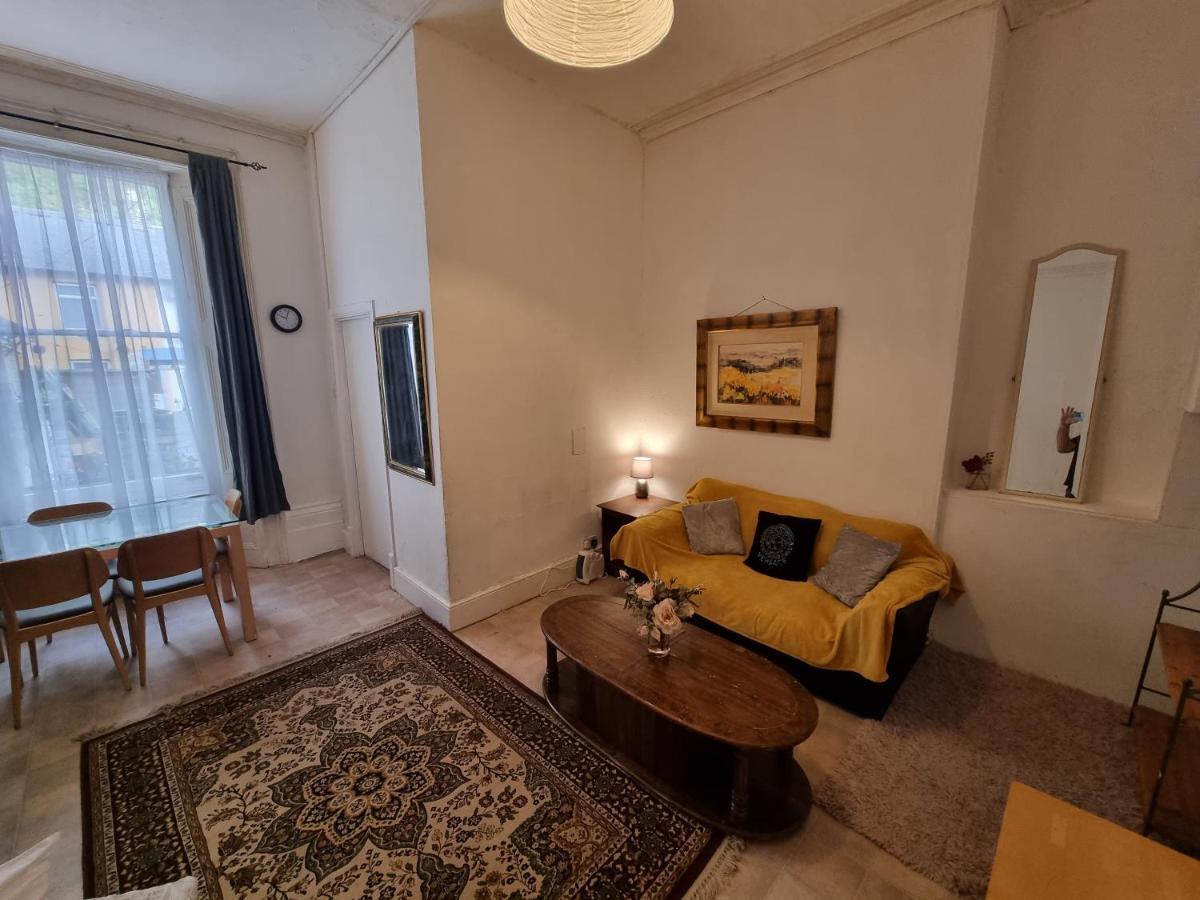 Large Flat Next To Port, Cliffs, Beach With Parking Dover Exteriér fotografie