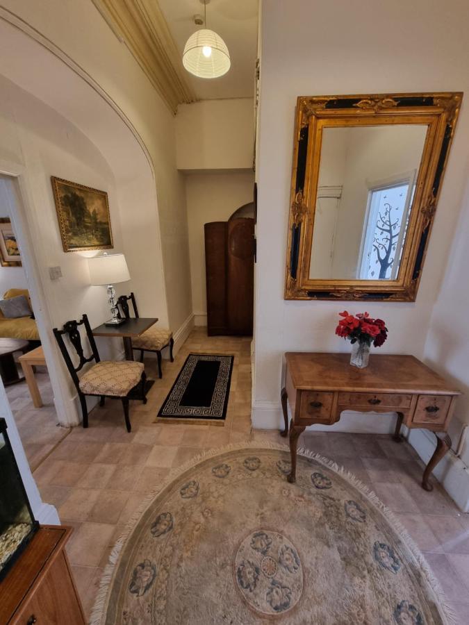 Large Flat Next To Port, Cliffs, Beach With Parking Dover Exteriér fotografie